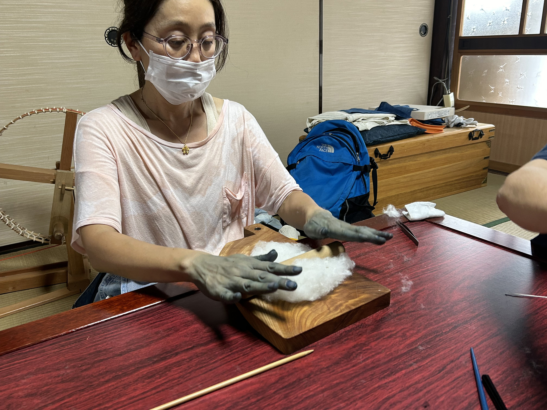 皆さんの手がすごい色になっているのは…下記参照(笑)